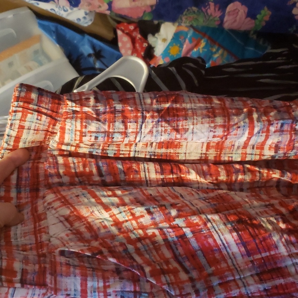 Skirt torrid size 2 with tags